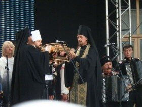 Алчевская Молодёжка на концерте посвященный 1025-летию Крещения Руси 
