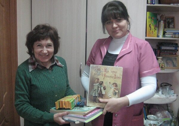 Директор Алчевской духовной лечебницы и доктор Наталья Лукашенко 