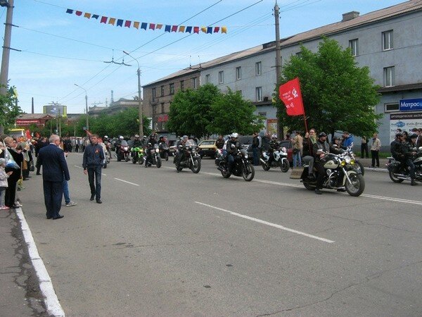 Празднование Дня Победы в Алчевске, 2014 год