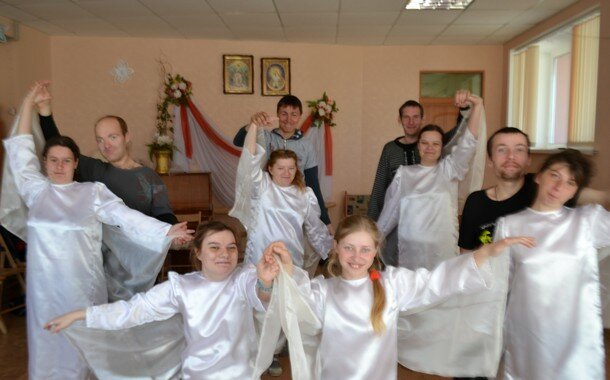 Пасхальный танец ангелов в Алчевске